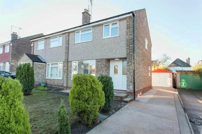 3 Bedroom Property To Rent In Sunningdale Avenue, Moortown, Leeds, LS17