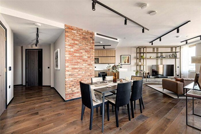 2 Bedroom Apartment For Sale In The Stage, Hewett Street, London, EC2A