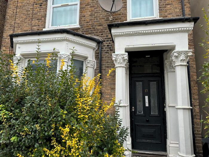 1 Bedroom Flat To Rent In Sudbourne Road, Brixton, SW2