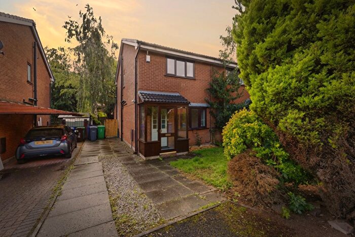 2 Bedroom Semi Detached House For Sale In Bolesworth Close, Chorlton, Manchester, M21