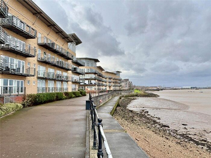 1 Bedroom Apartment To Rent In Carmichael Avenue, Greenhithe, Kent, DA9