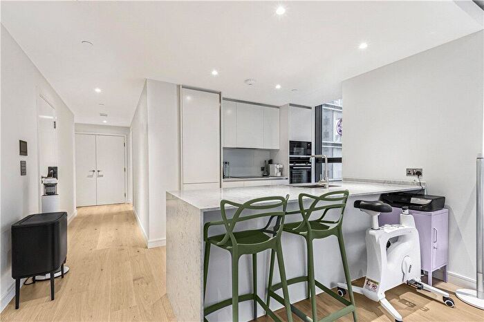 1 Bedroom Apartment For Sale In Marsh Wall, London, E14