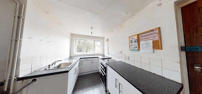 5 Bedroom Terraced House To Rent In Nottingham, NG7