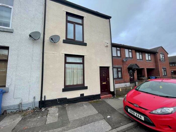 Houses for sale & to rent in SK14 4BB, Stansfield Road, Hyde Newton Hyde