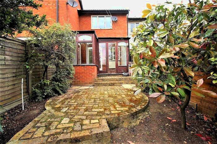 2 Bedroom House To Rent In Macaret Close, Whetstone, London, N20