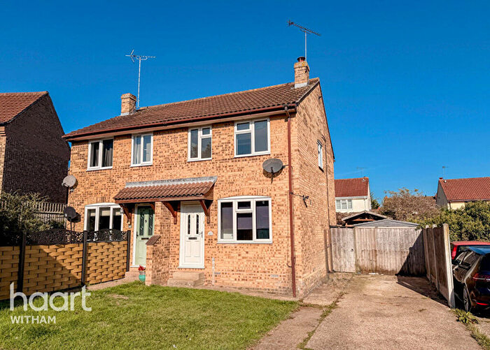 2 Bedroom Semi-Detached House For Sale In Pennyroyal Crescent, Witham, CM8