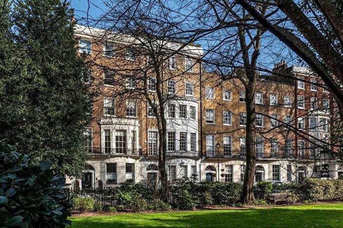 3 Bedroom Flat For Sale In London, W1H