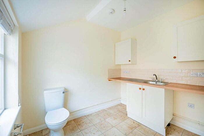 4 Bedroom House To Rent In Shop Lane, Badminton, GL9