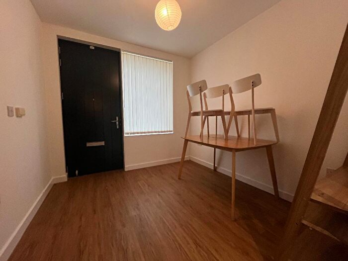 3 Bedroom Mews To Rent In Clarendon Street, Manchester, M15