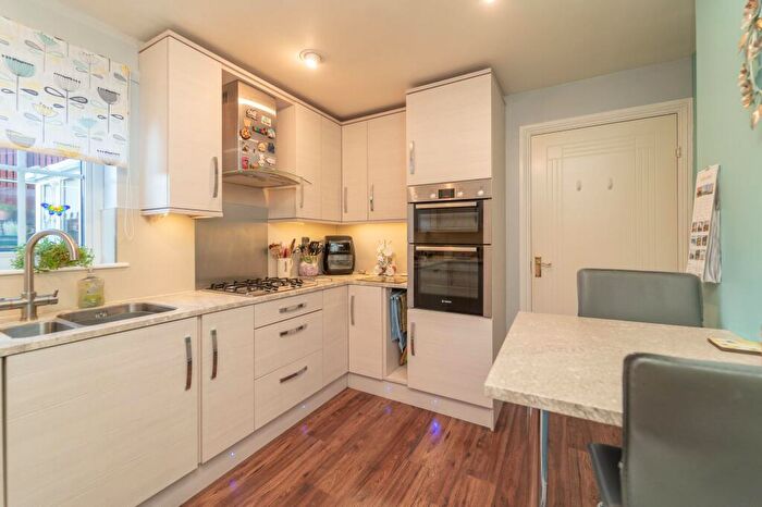 4 Bedroom Detached House For Sale In Thirlfield Wynd, Livingston, EH54