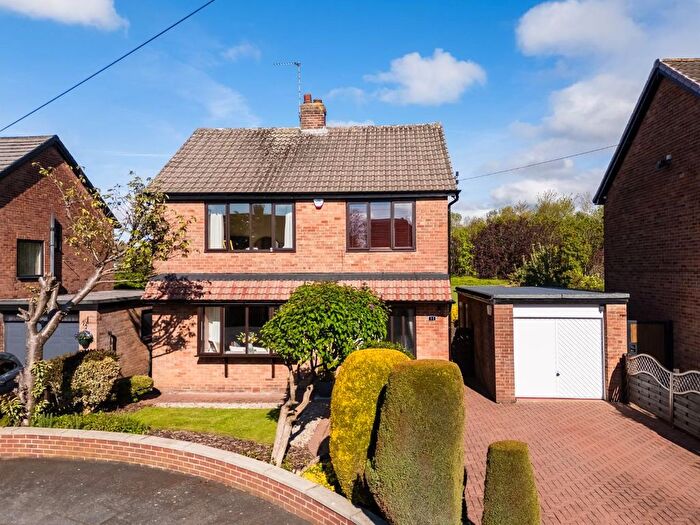 4 Bedroom Detached House For Sale In Red Hall Gardens, Shadwell, LS17
