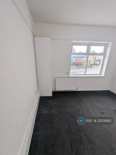 3 Bedroom Flat To Rent In Poulton Road, Wallasey, CH44