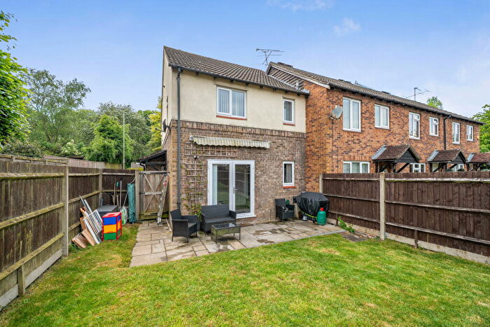 1 Bedroom End Of Terrace House For Sale In Beecham Berry, Basingstoke, RG22