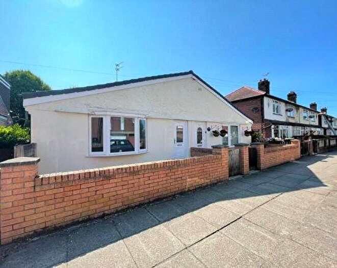 2 Bedroom Bungalow For Sale In Sherrat Street, Skelmersdale, Lancashire, WN8