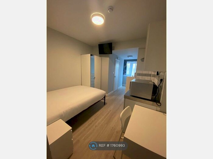 Studio To Rent In St. Johns Road, Wembley, HA9