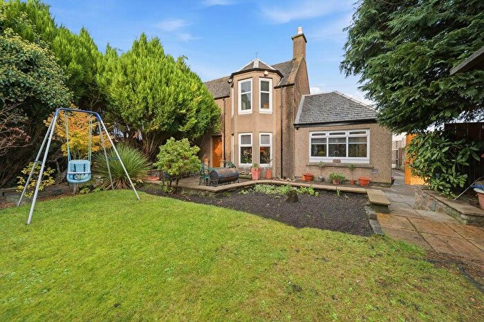 2 Bedroom Semi Detached House For Sale In Main Street, Bainsford, Falkirk, FK2