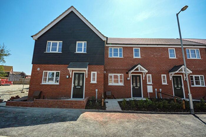 3 Bedroom House To Rent In Carbrooke, IP25