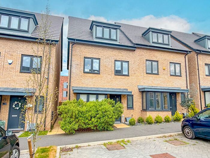 3 Bedroom Semi Detached House For Sale In Woodlands Place, Blythe Valley Park, Shirley, Solihull, West Midlands, B90