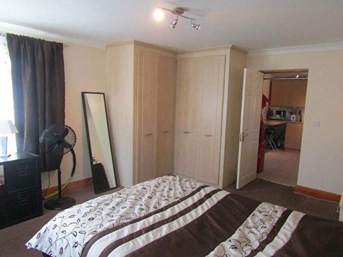 1 Bedroom Flat To Rent In Crabwood Road, Southampton, SO16