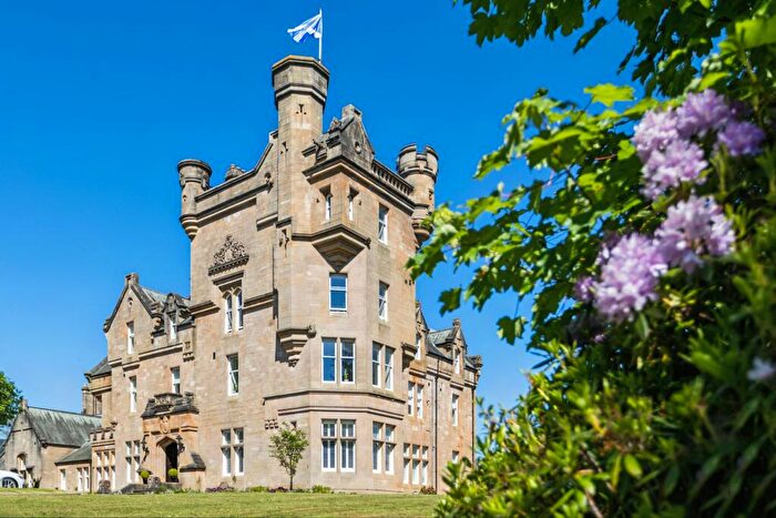 3 Bedroom Apartment For Sale In Dalnair Castle, Croftamie, Glasgow, G63