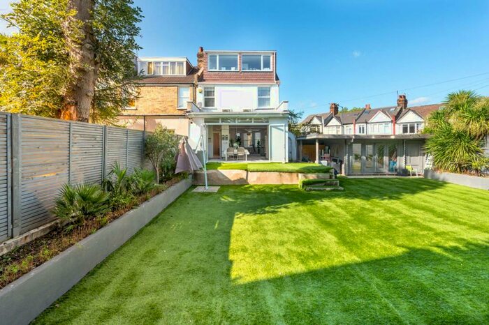 5 Bedroom End Of Terrace House To Rent In Aberdeen Road, Dollis Hill, London, NW10