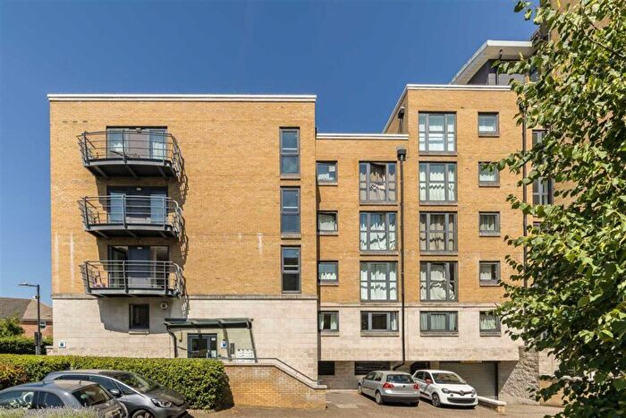 2 Bedroom Flat To Rent In Glaisher Street, Greenwich, SE8
