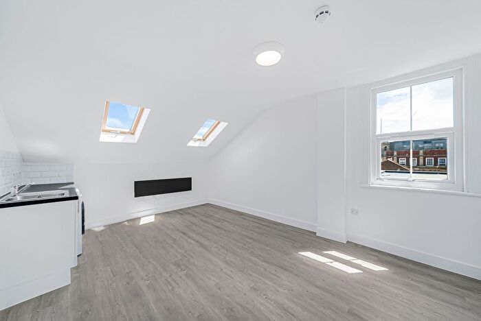 1 Bedroom Studio To Rent In High Street, Southend-On-Sea, SS1