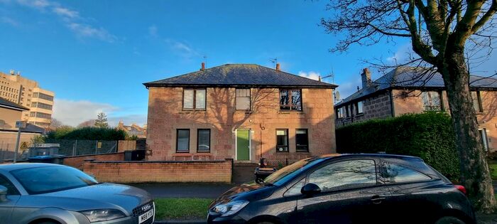 2 Bedroom Flat To Rent In School Drive, Aberdeen, AB24
