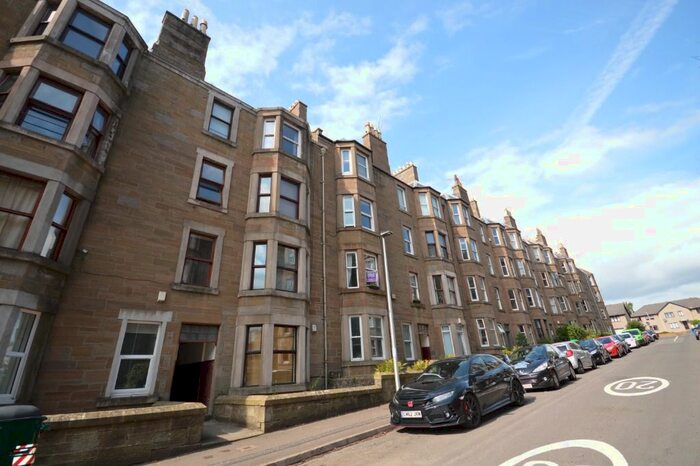 1 Bedroom Flat To Rent In Bellefield Avenue, West End, Dundee, DD1
