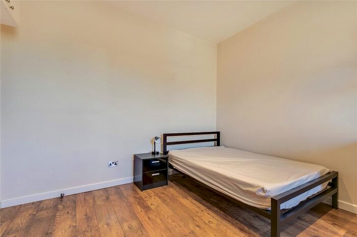 Studio To Rent In Warwick Road, Earls Court, SW5