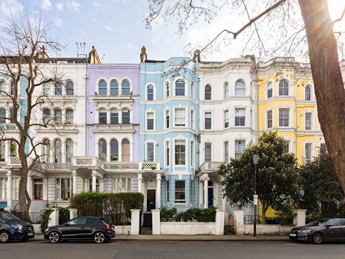 3 Bedroom Flat For Sale In Colville Terrace, Notting Hill, London, W11
