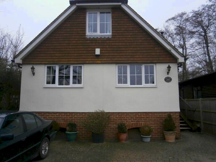 3 Bedroom Detached House For Sale In Pinkham, East Peckham, Tonbridge, TN12