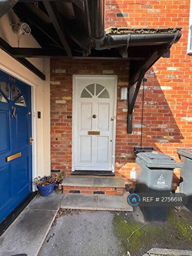 2 Bedroom Flat To Rent In High Street, Maldon, CM9