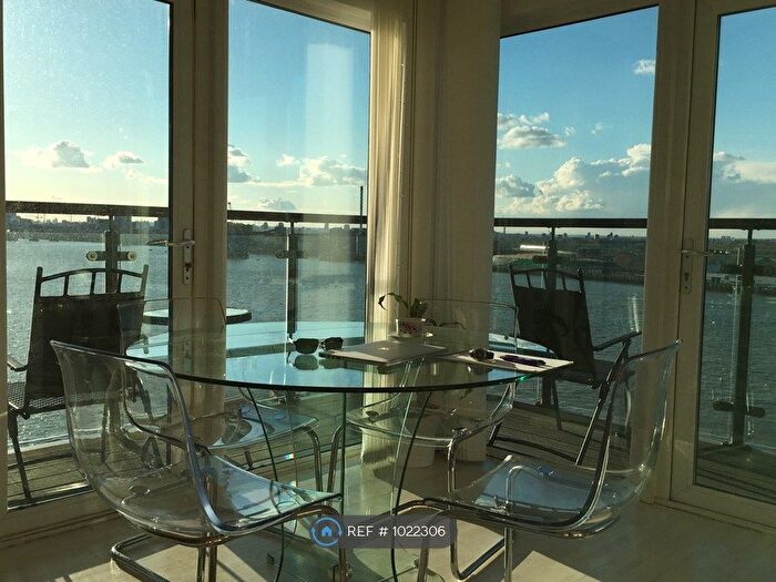 2 Bedroom Flat To Rent In Mast Quay, London, SE18