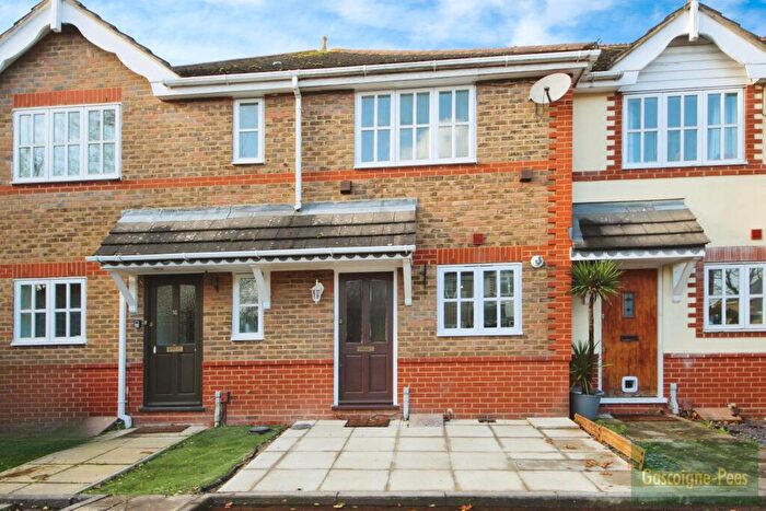 2 Bedroom House To Rent In Archdale Place, KT3