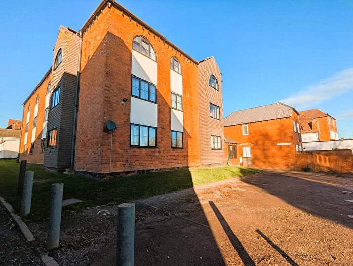 2 Bedroom Flat To Rent In Swilgate Road, Tewkesbury, GL20
