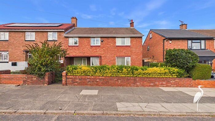 4 Bedroom Semi-Detached House For Sale In Rhondda Road, Redhouse, Sunderland, SR5