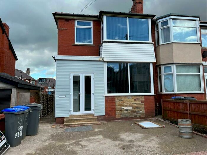 2 Bedroom Flat To Rent In Worcester Road, Blackpool, FY3