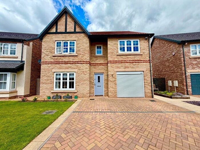 4 Bedroom Detached House For Sale In Plough Grange, Middlesbrough, TS5