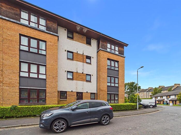 2 Bedroom Flat For Sale In Saucel Crescent, Paisley, PA1