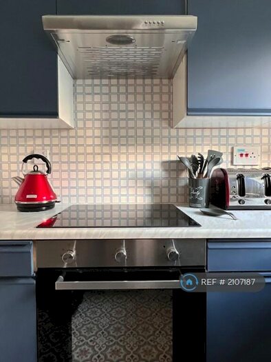 2 Bedroom Flat To Rent In Glasgow, Glasgow, G3