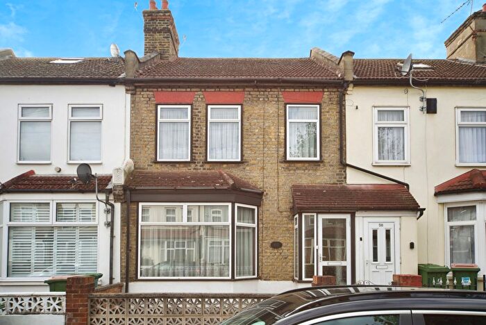 2 Bedroom Terraced House For Sale In Alexandra Road, East Ham, London, E6