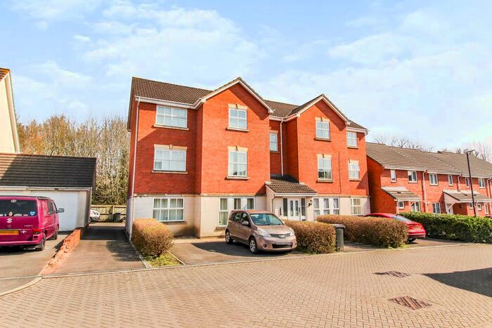 1 Bedroom Flat To Rent In Carter Close, Groundwell, Swindon, SN25