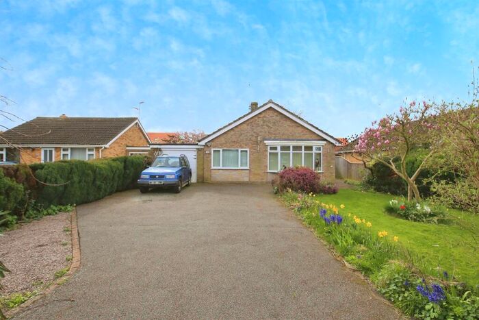 3 Bedroom Detached Bungalow For Sale In Roman Road, Moulton Chapel, Spalding, PE12