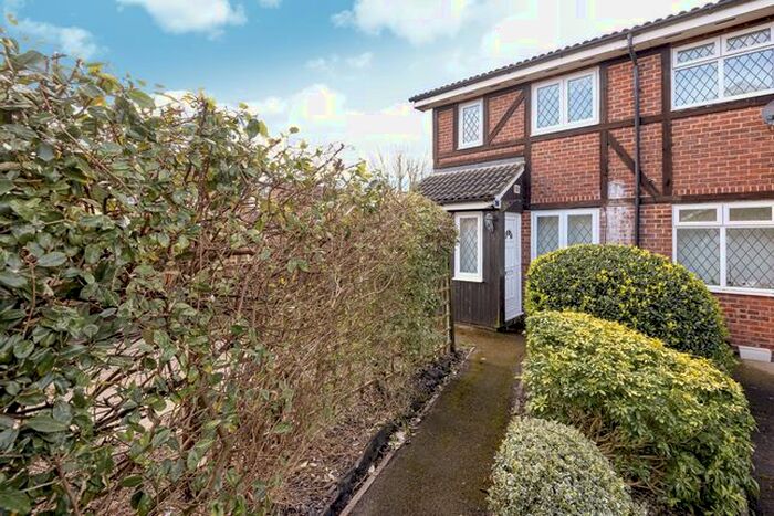 1 Bedroom End Of Terrace House To Rent In Heronfield, Englefield Green, Egham, TW20