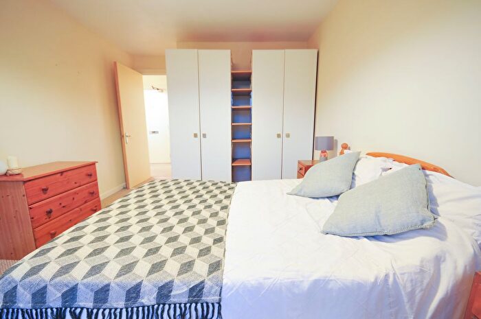 1 Bedroom Flat To Rent In Chapel Street, Salford, M3