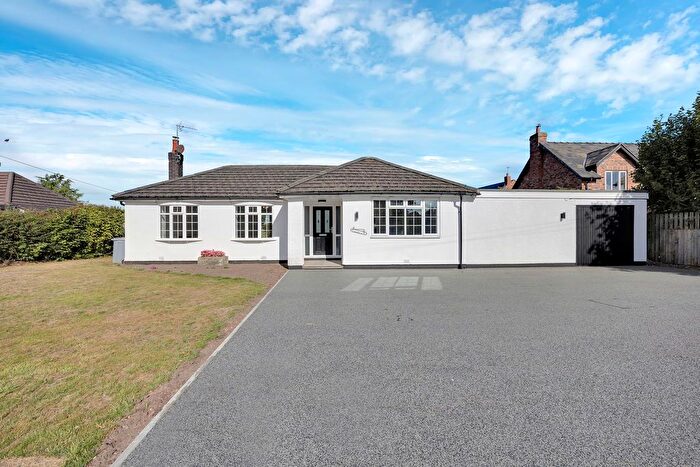 3 Bedroom Bungalow For Sale In Twemlow Green, Nr Holmes Chapel, CW4