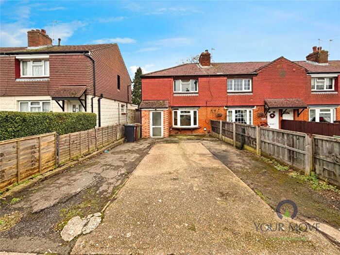 2 Bedroom End Of Terrace House For Sale In Mangravet Avenue, Maidstone, Kent, ME15
