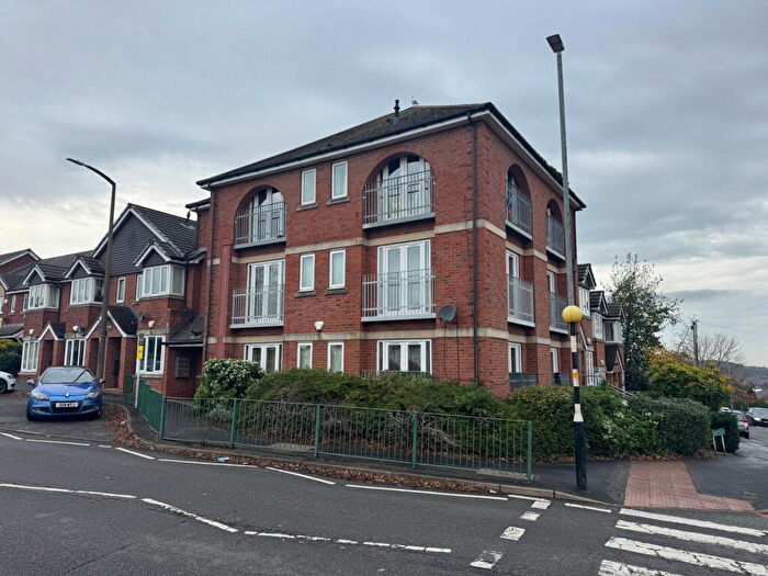 2 Bedroom Flat To Rent In Bristnall Hall Road, Oldbury, B68