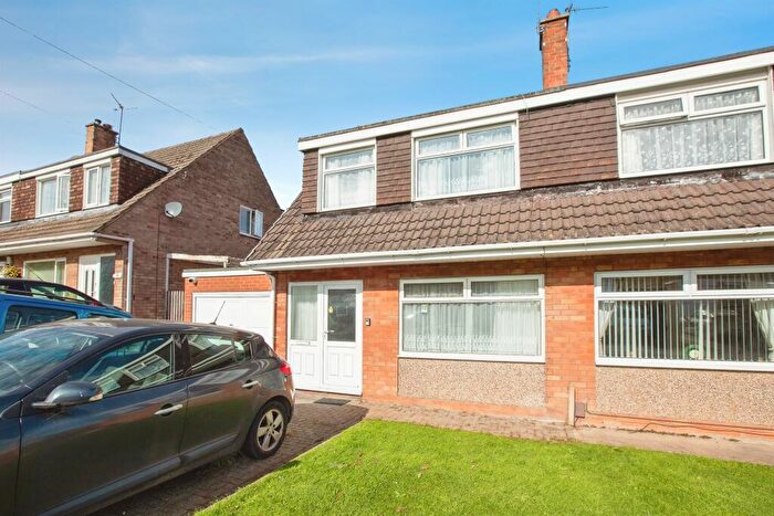 3 Bedroom Semi Detached House For Sale In Ridgeway Drive, Ilkeston, DE7